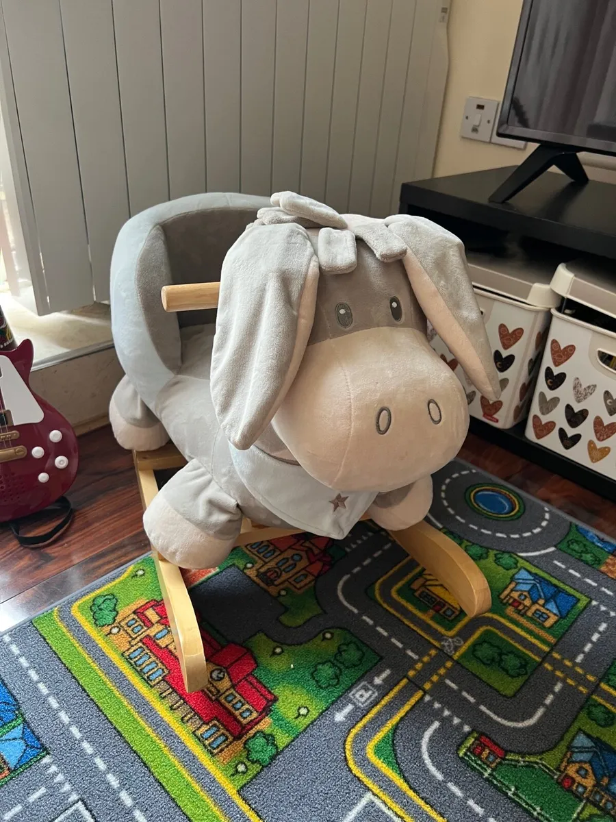 Kids rocking chair - Image 1