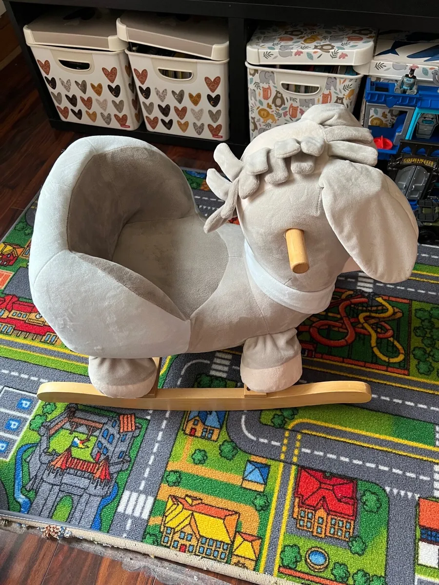 Kids rocking chair - Image 4