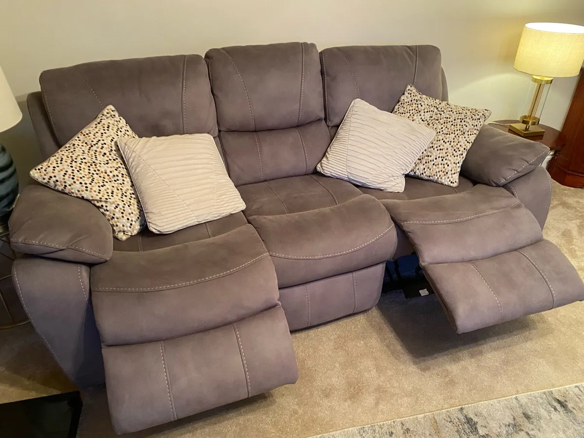 3 seater recliner couch - Image 4