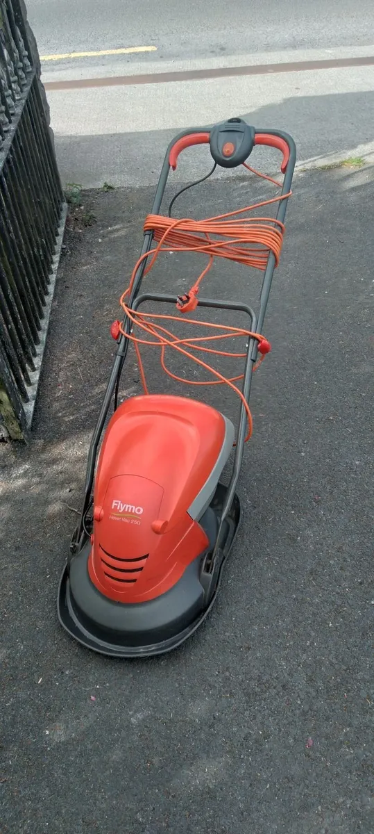 3 electric lawnmower working perfect - Image 4