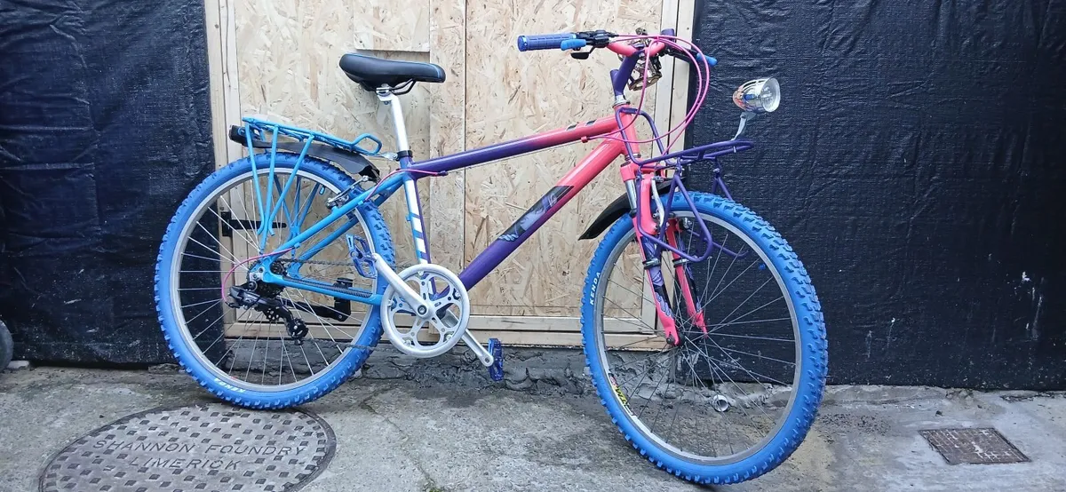 Mountain bike - Image 1