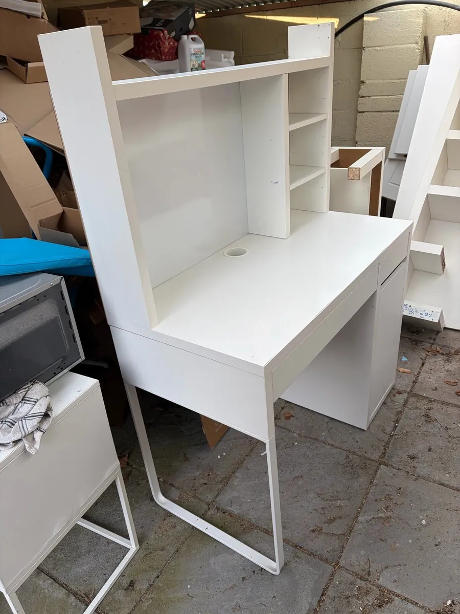 Desk - Image 3