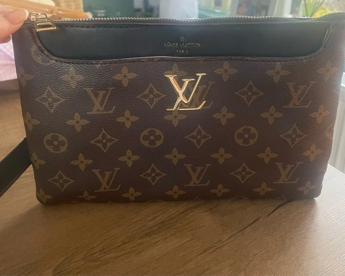 Hand bag - Image 1