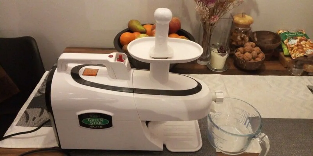 Green Star Juicer - Image 4