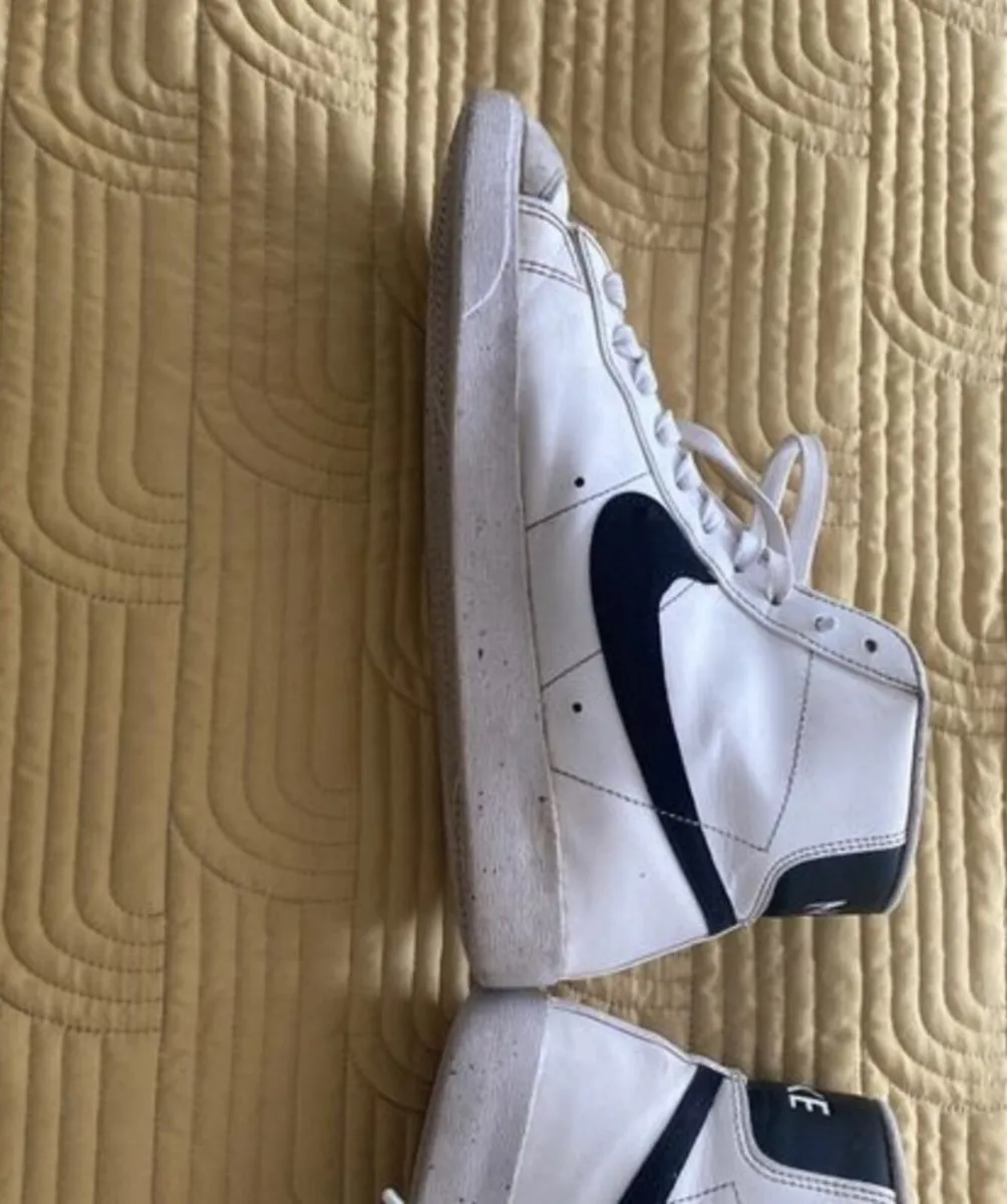 Nike Blazers Size 8 UK - Image 2