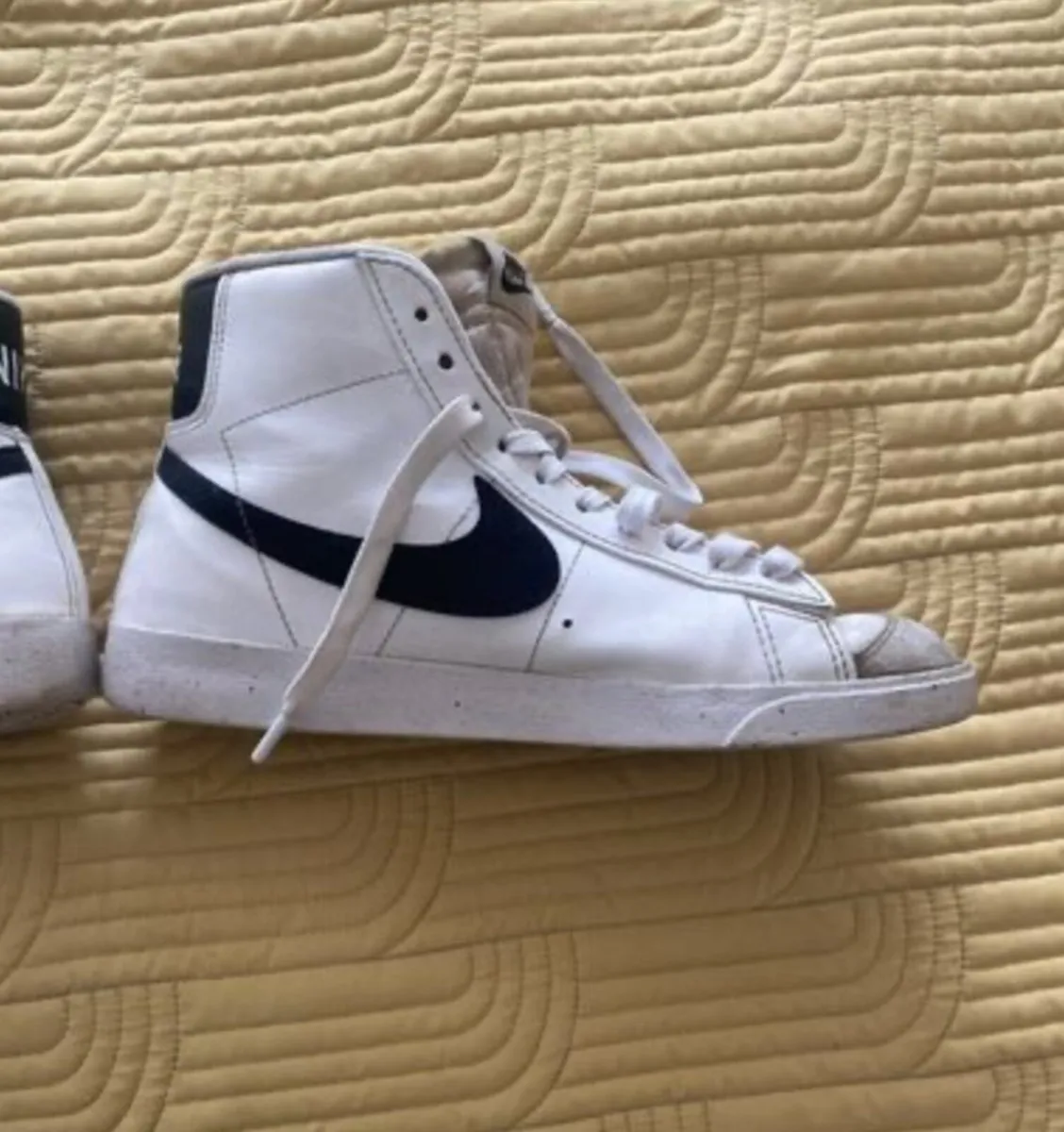 Nike Blazers Size 8 UK - Image 4