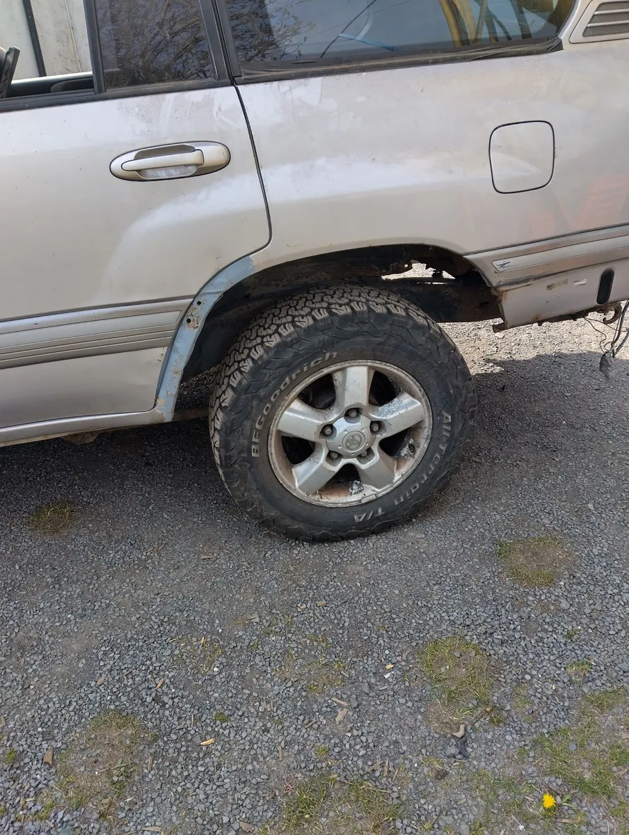 Toyota Land Cruiser Amazon 4.2 Turbo Diesel - Image 3