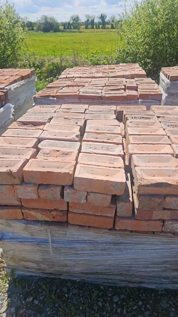 Reclaimed Brick - Image 1