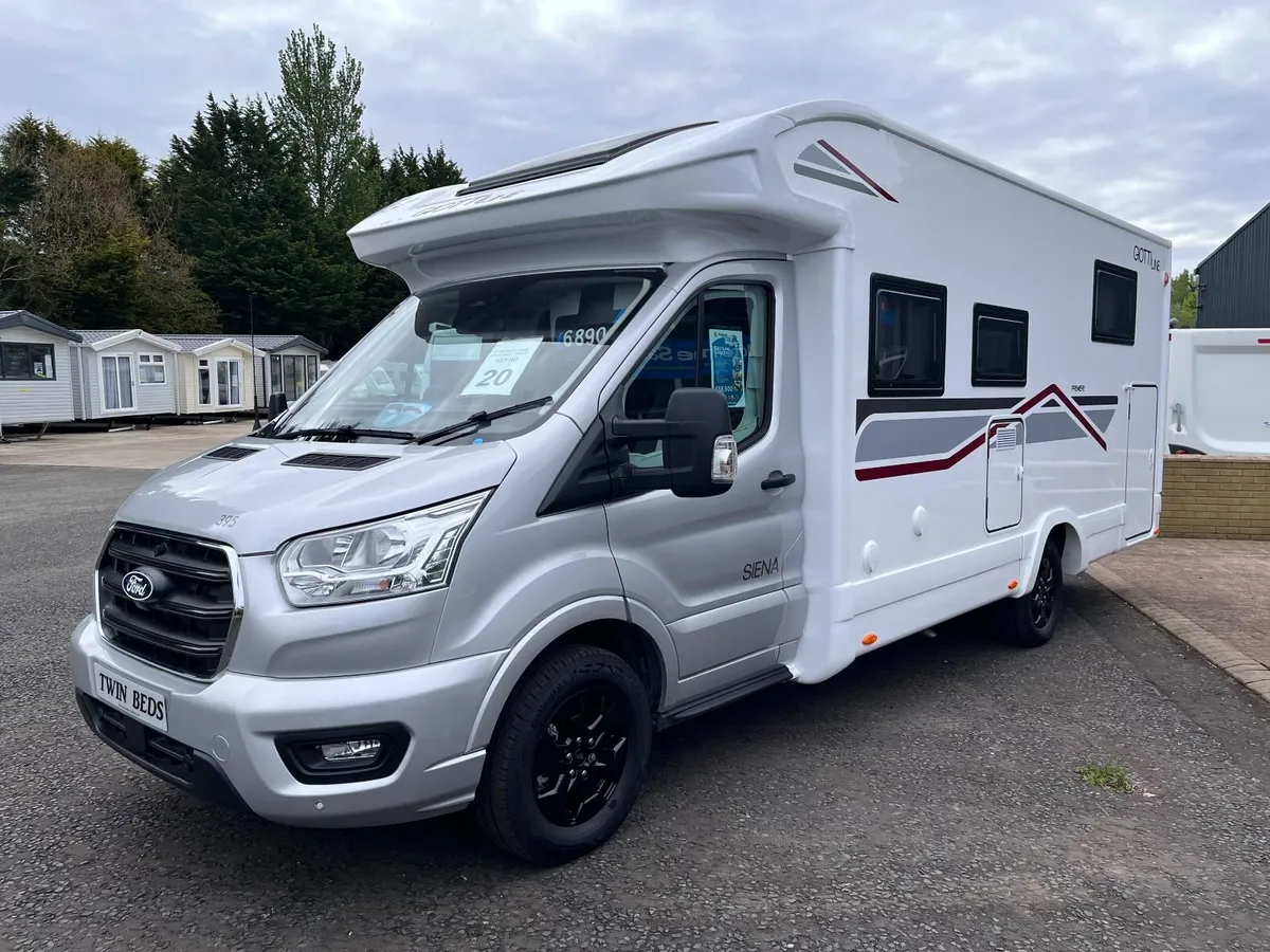 New GiottiLine Sienna 395F - 4 berth - Image 3