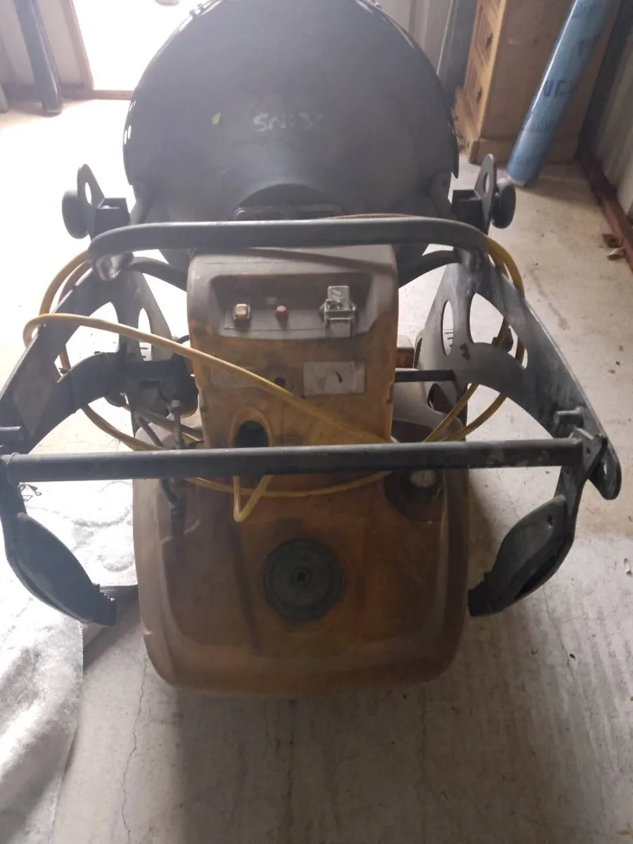 Space heater - Image 3