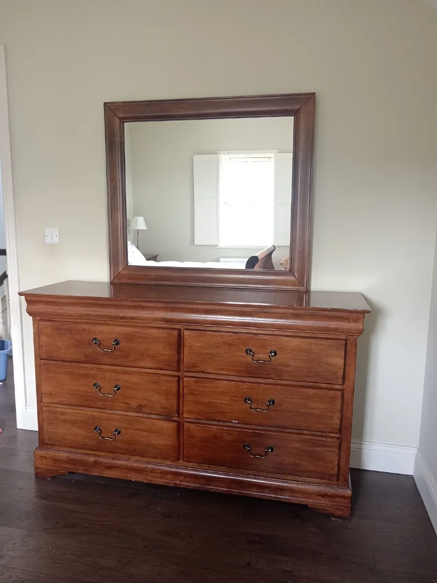 Dark Mahogany Wooden Bedroom Set - Image 4