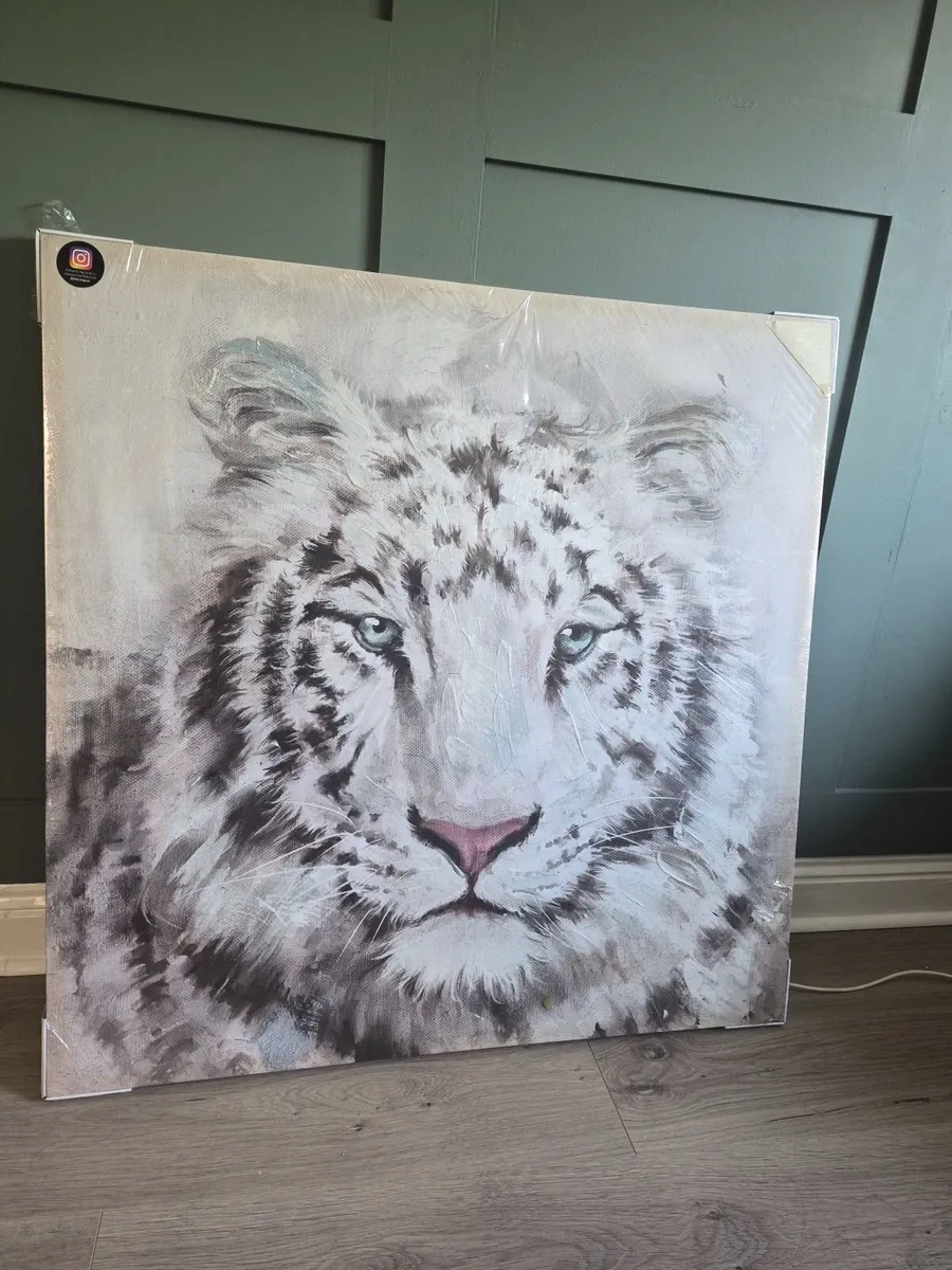 Canvas wall art - Image 1