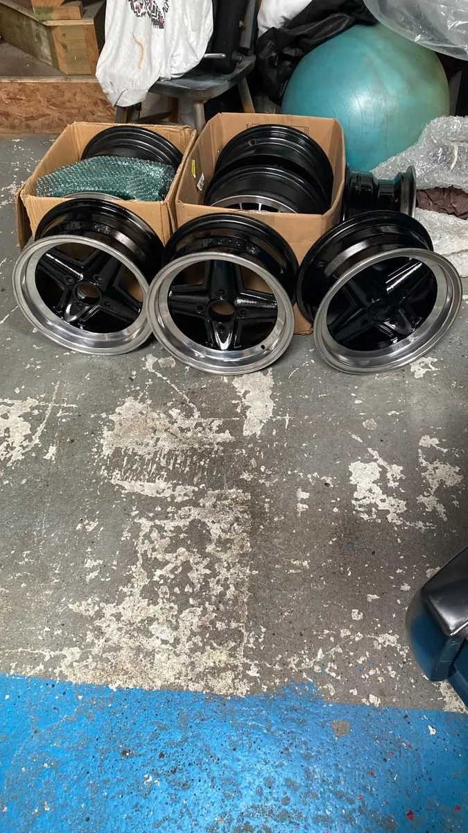 Ford and Toyota car parts - Image 1