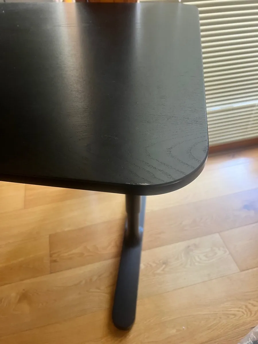 Desk - Image 2