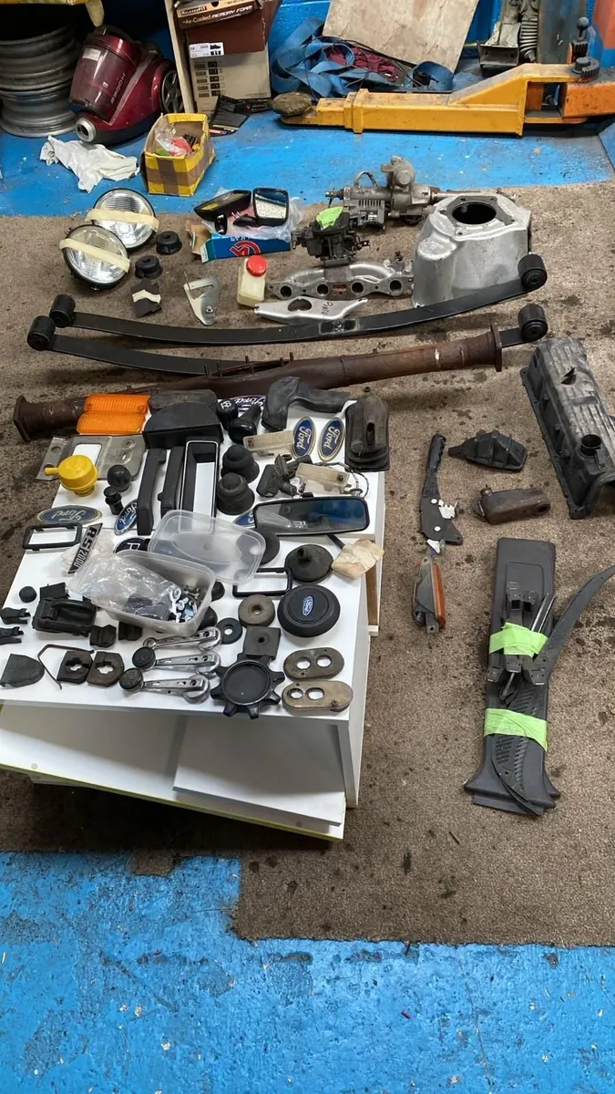 Ford and Toyota car parts - Image 4