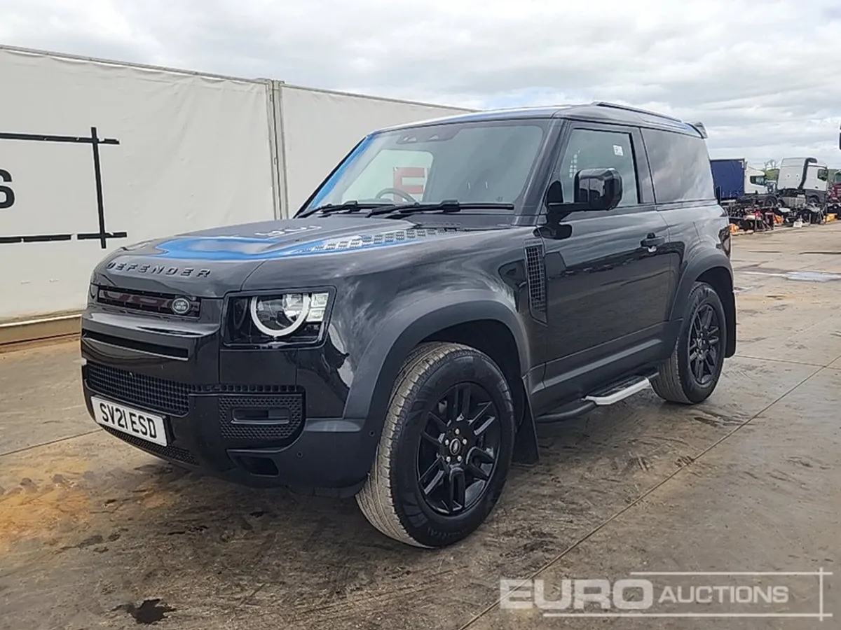 2021 Land Rover Defender - Image 4