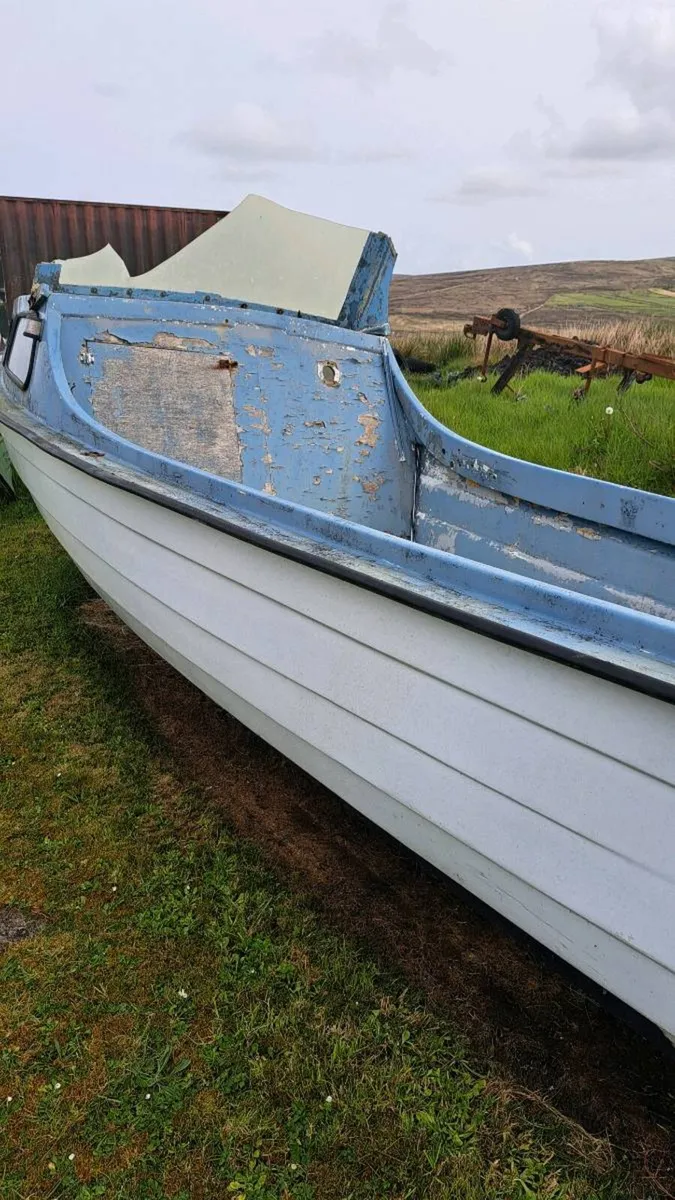 Boat - Image 3