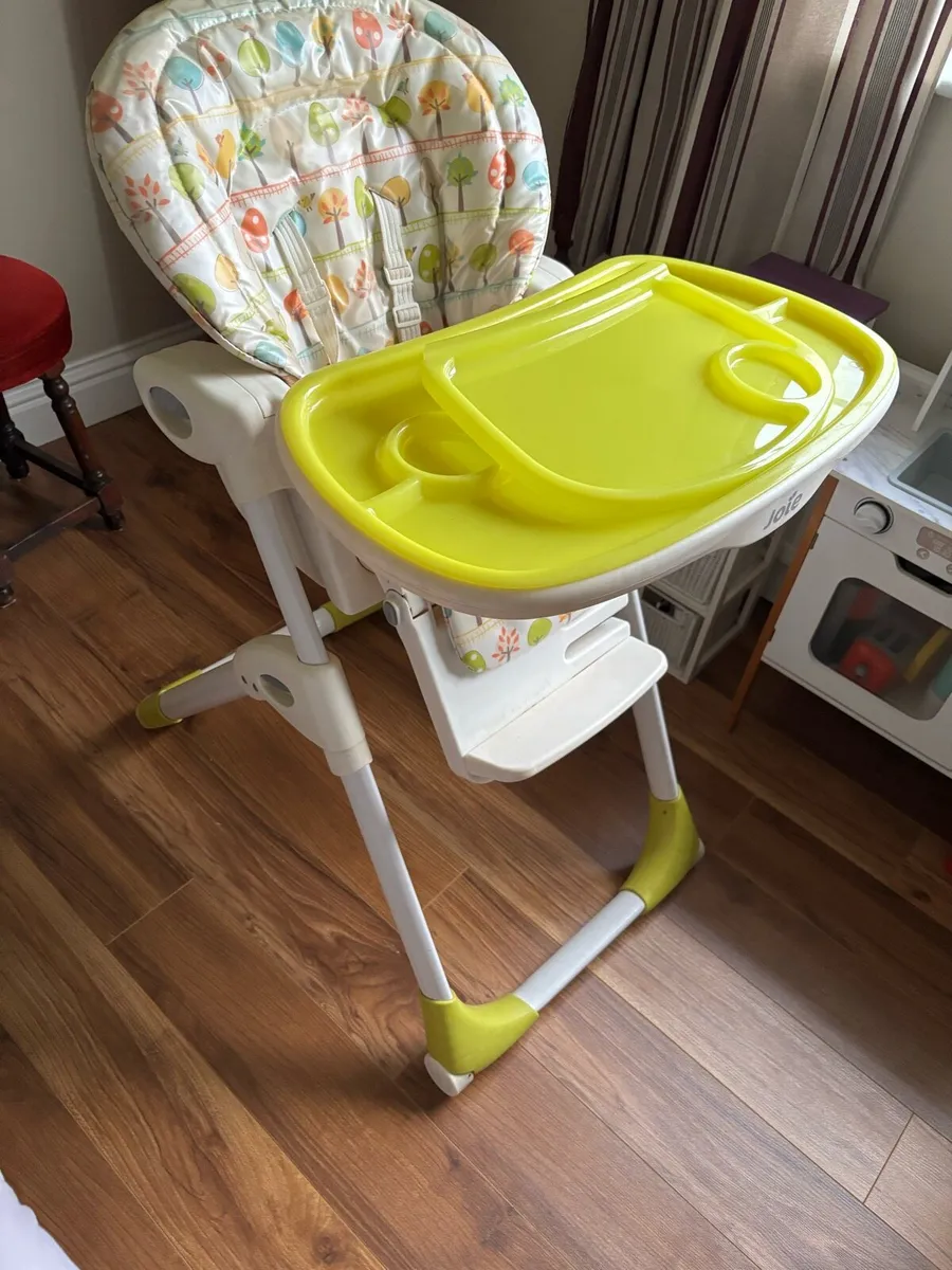 High chair - Image 1