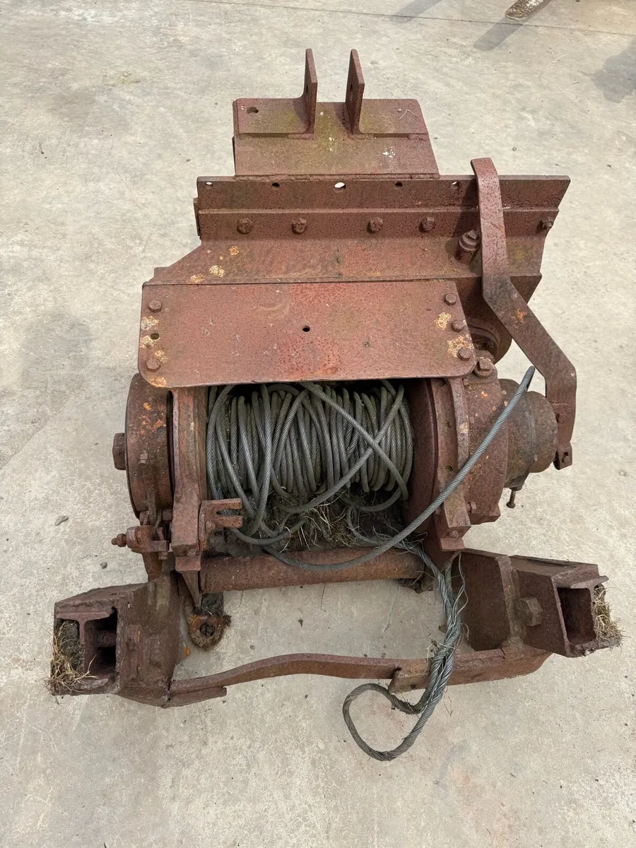 Boughton timber winch - Image 3