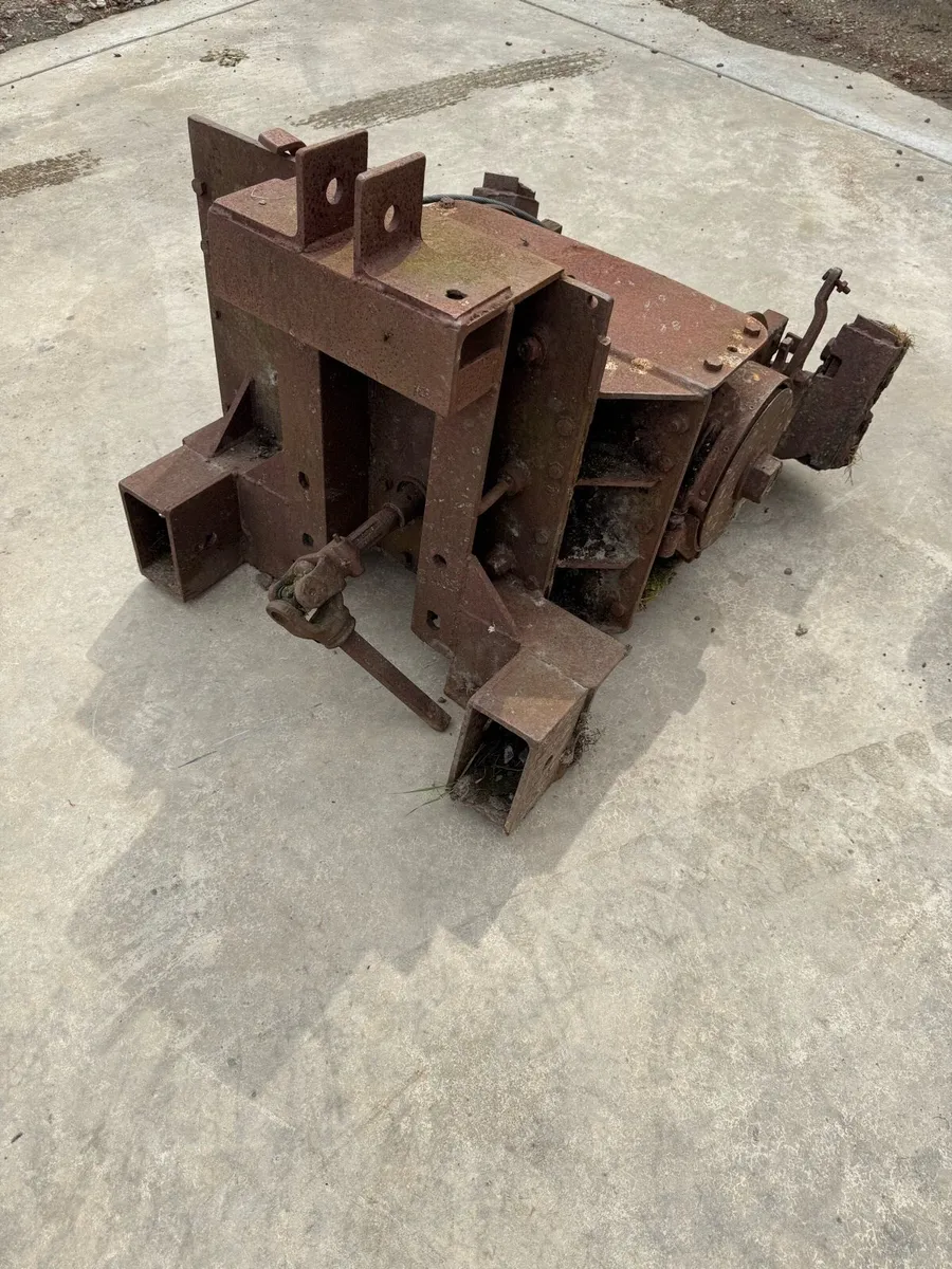 Boughton timber winch - Image 2