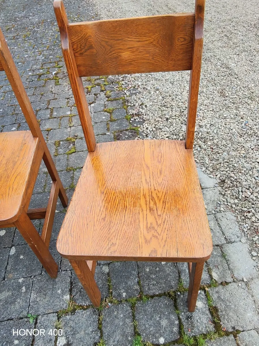 4 Oak Kitchen Chairs - Image 2