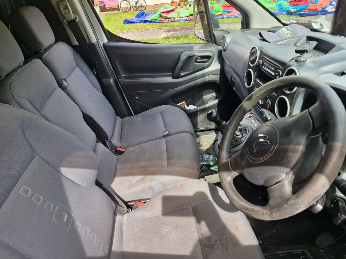 Citroen Berlingo 2014 - Image 2