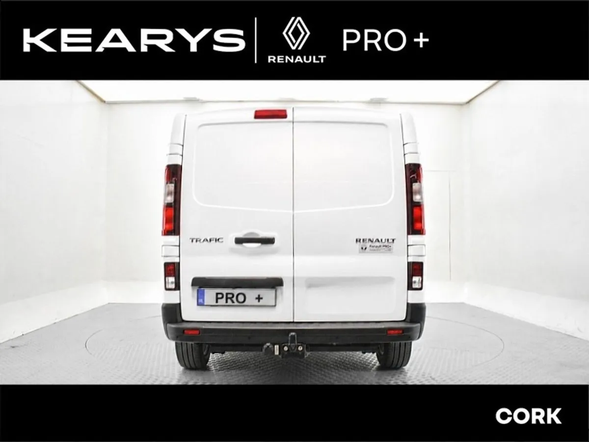 Renault Trafic LL30 Energy dCi 145 Sport MY19 - Image 2