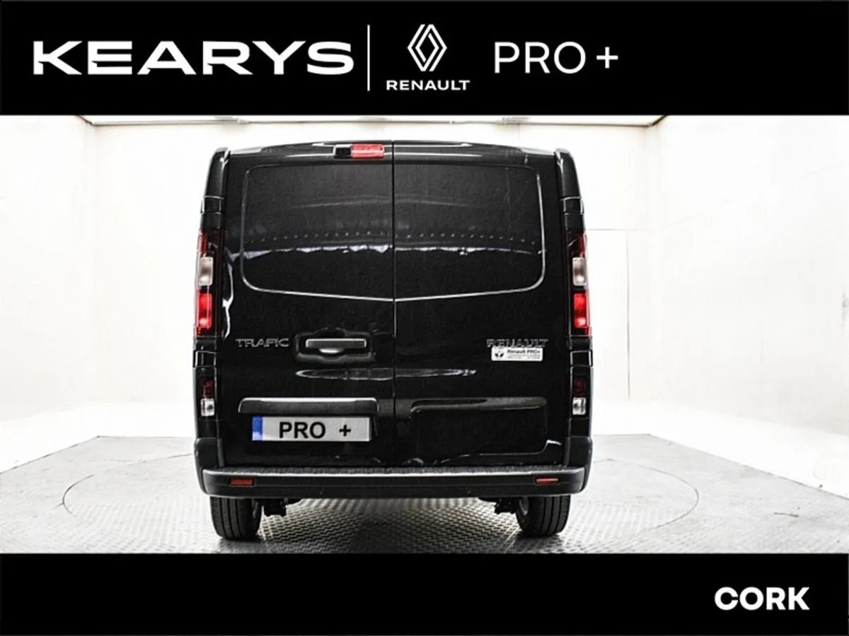 Renault Trafic LL30 Blue dCi 130 Sport Panel Van M - Image 2