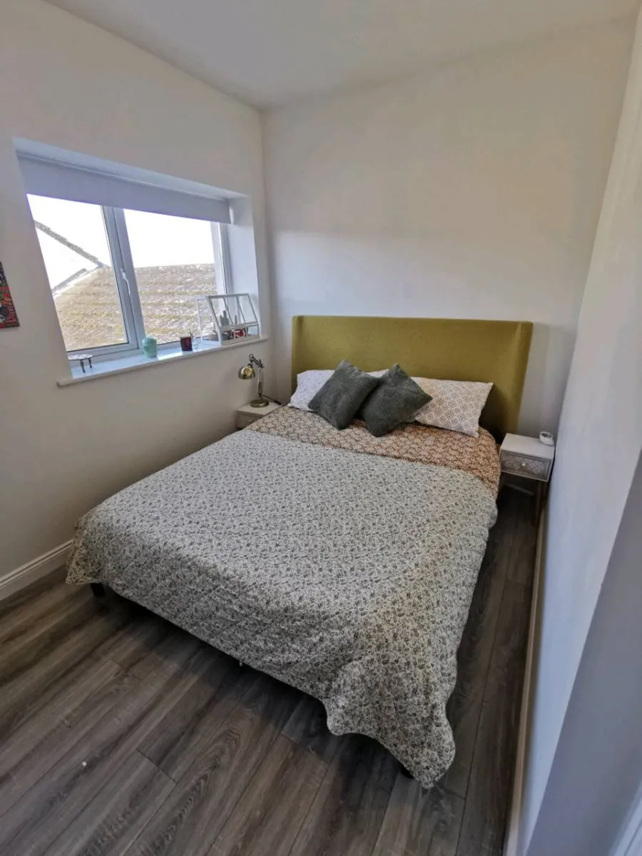 King Size Bed - hardly used - Image 1