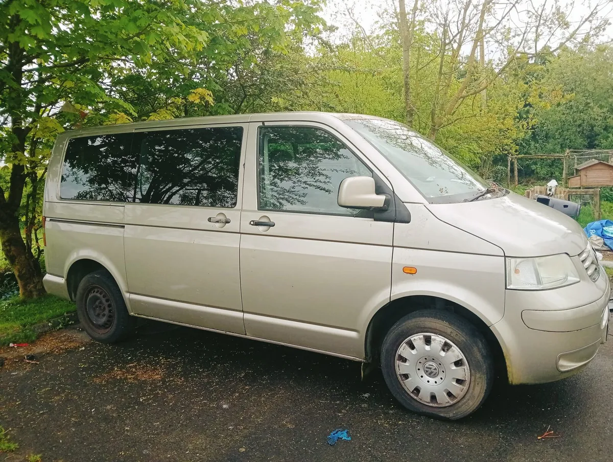Volkswagen transporter 9 seater - Image 2