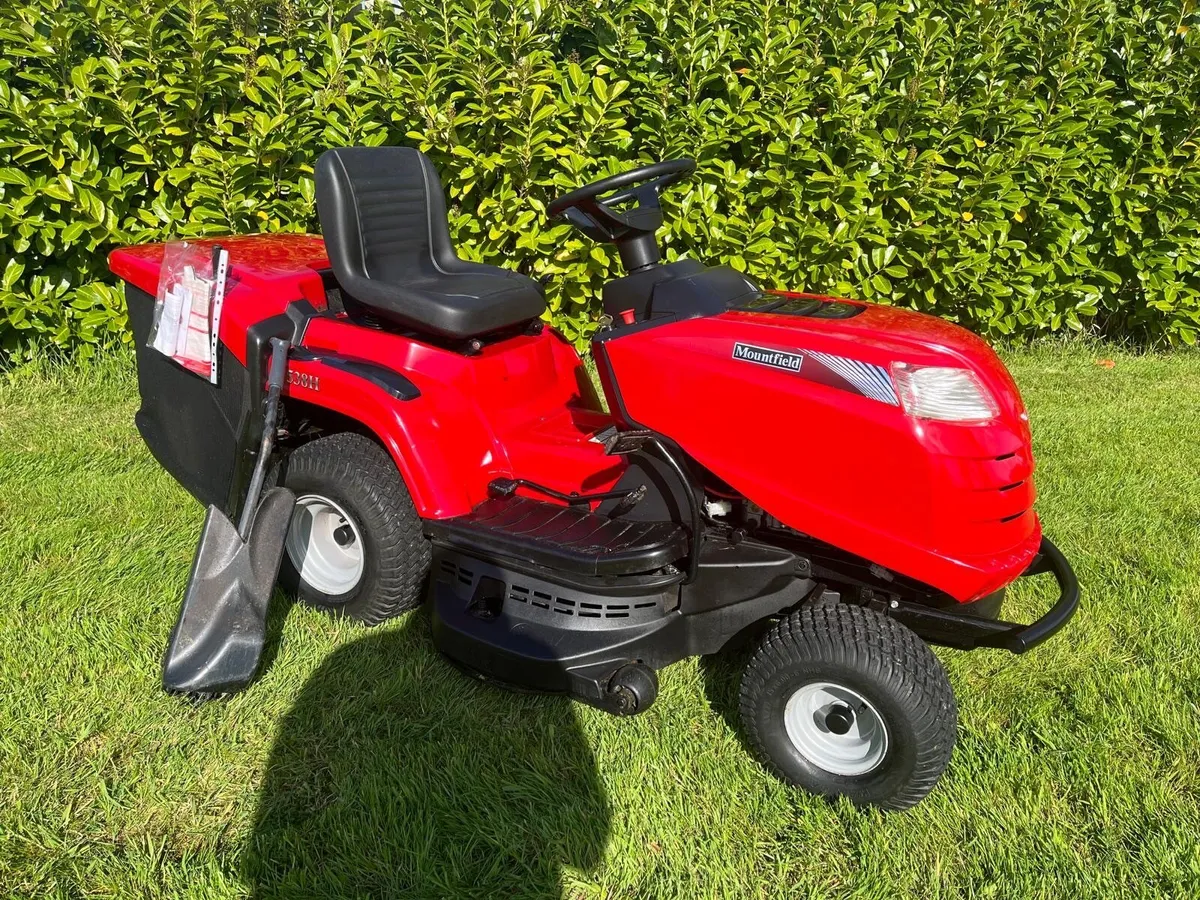 Mountfield 16hp 42 inch cut ride on lawnmower - Image 2