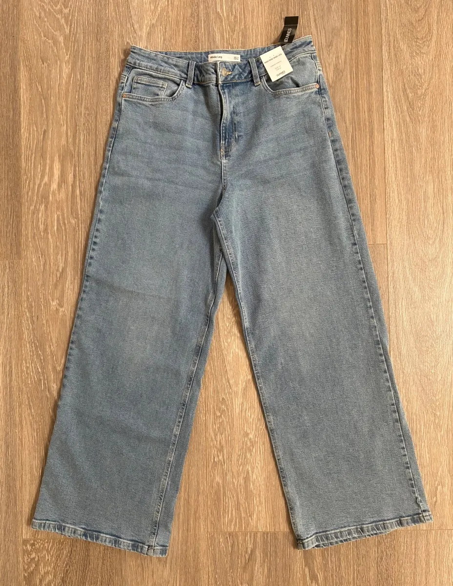 NEW Ladies Blue Wide Leg Jeans: Size 14 - Image 1