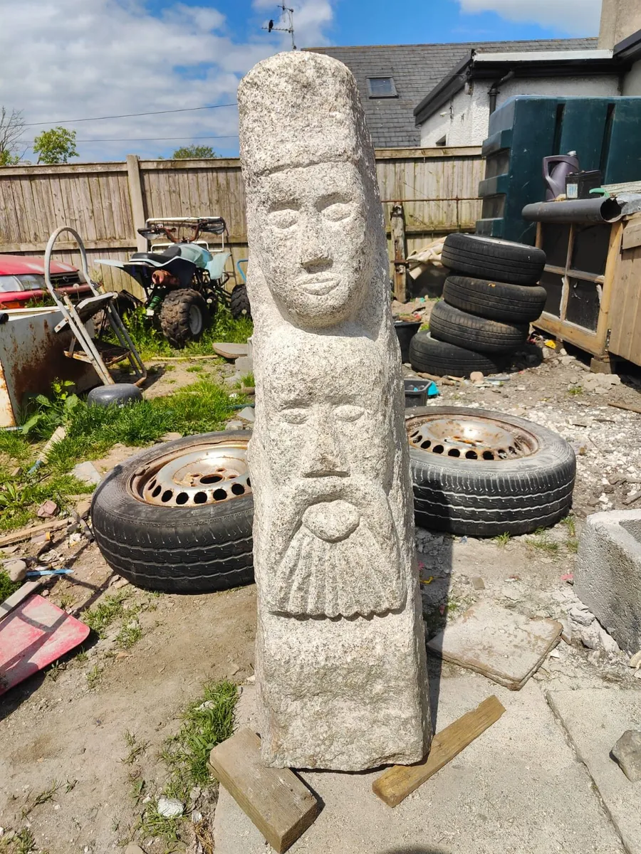 Hand sculpted stone - Image 4