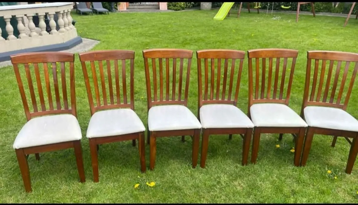 6 Dining Chairs - Image 1