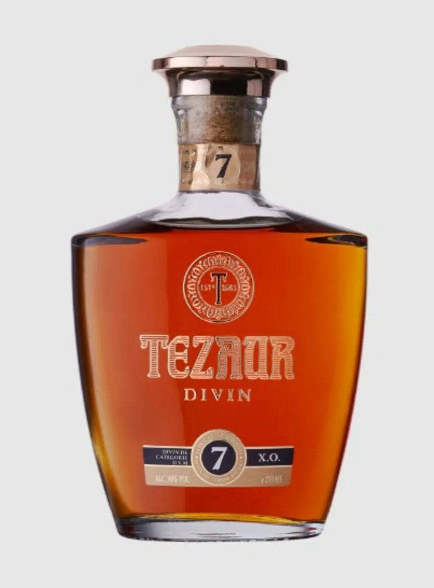 bottle of Tezaur XO 7 Years Divin brandy from Mold - Image 1