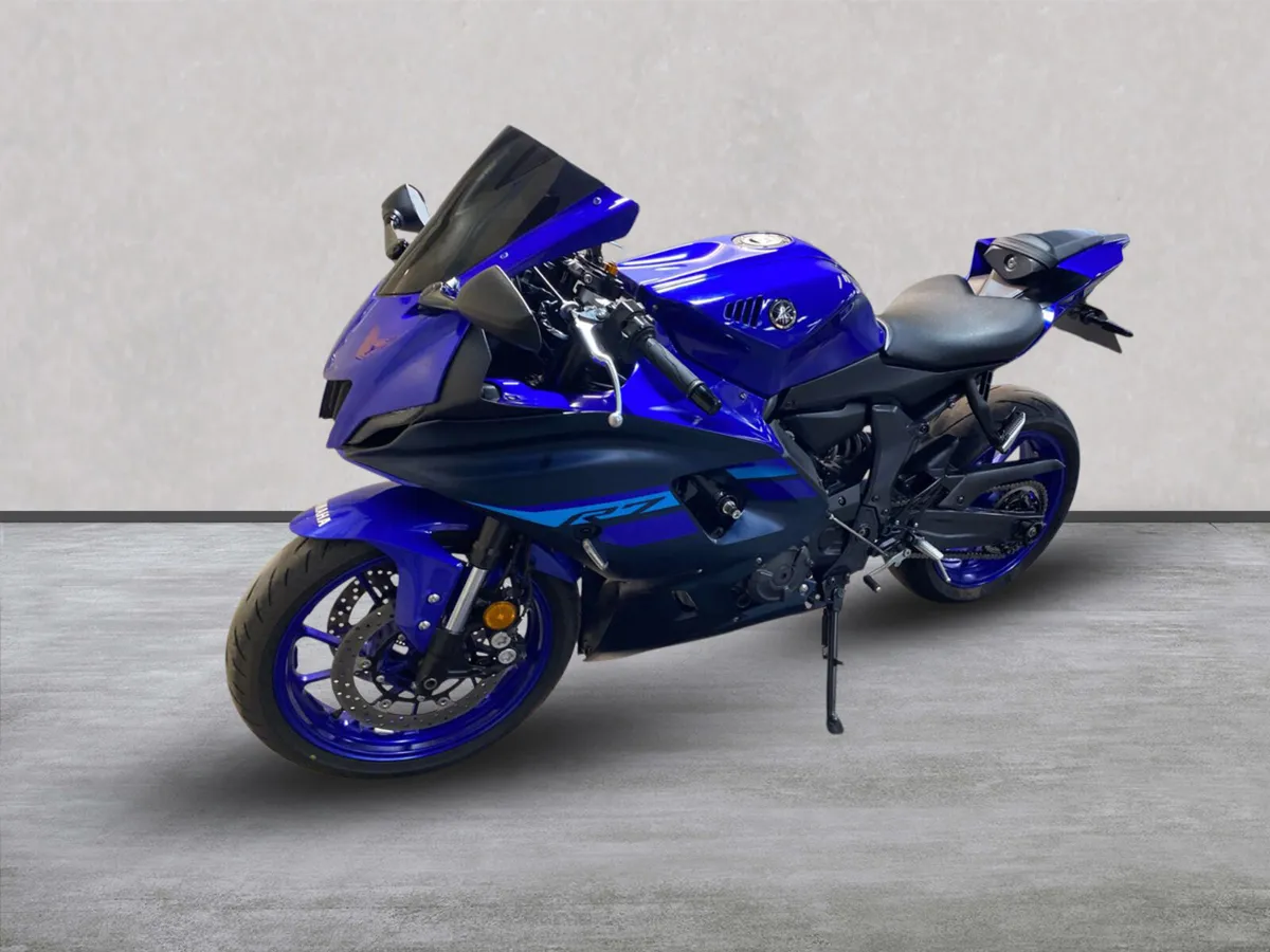 YAMAHA R7 with extras, NI Registered - Image 4