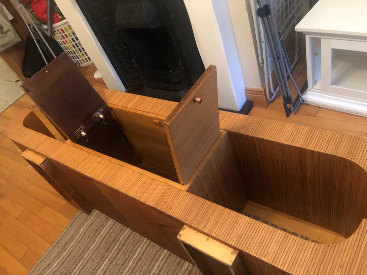 Low Cabinet/press - Image 4