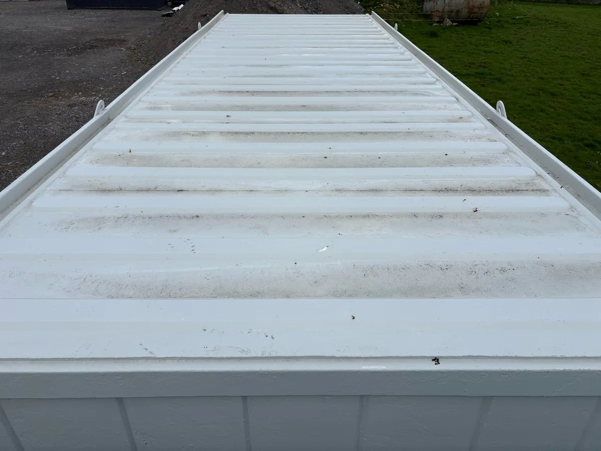30 x 10 Cabin - Image 4