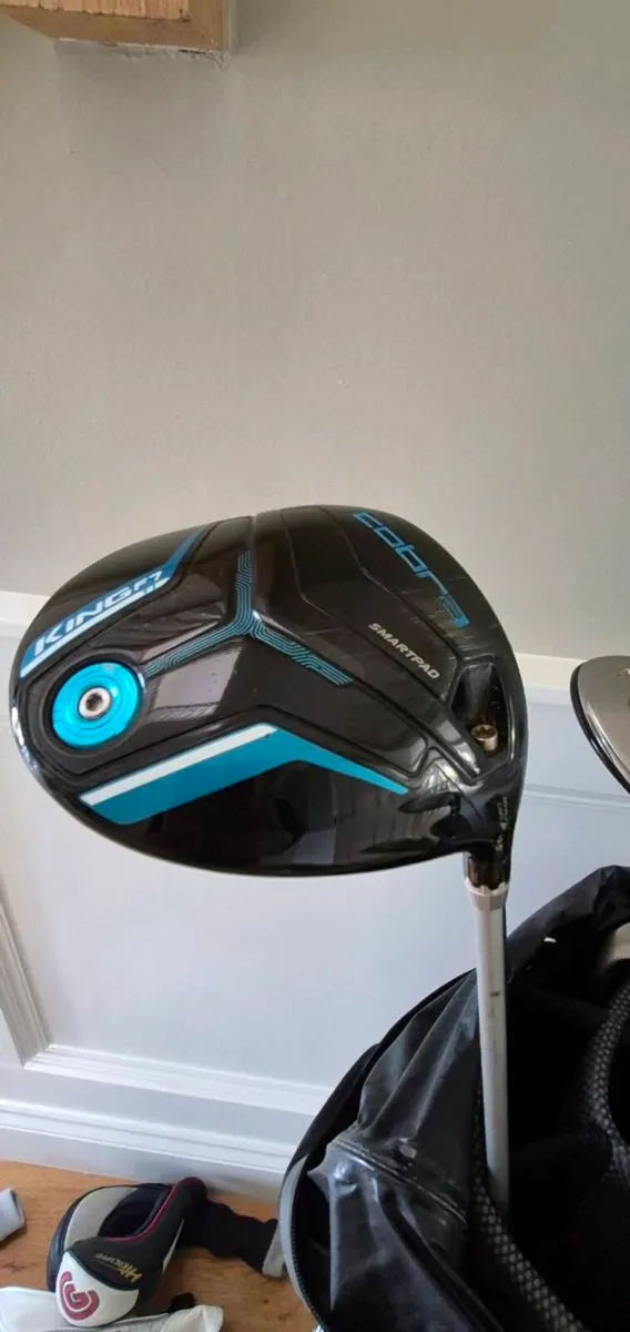 Ladies golf clubs, waterproof bag & brolly - Image 3