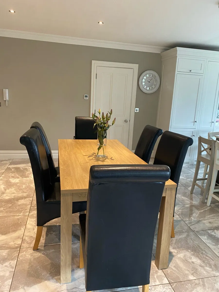 Table & Chairs - Image 1