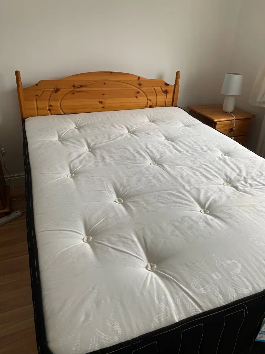 Double bed - Image 2