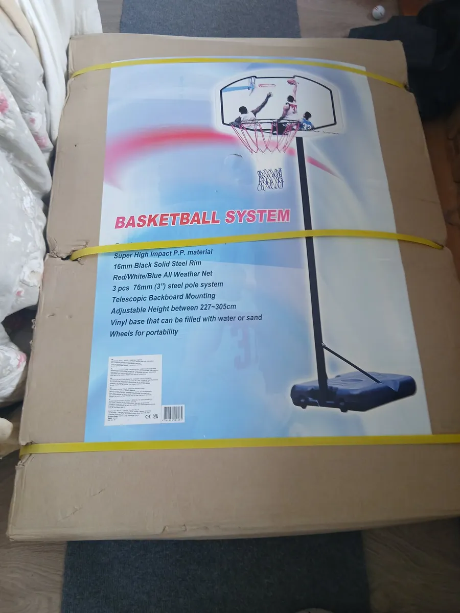 Basketball hoop and Stand - Image 3