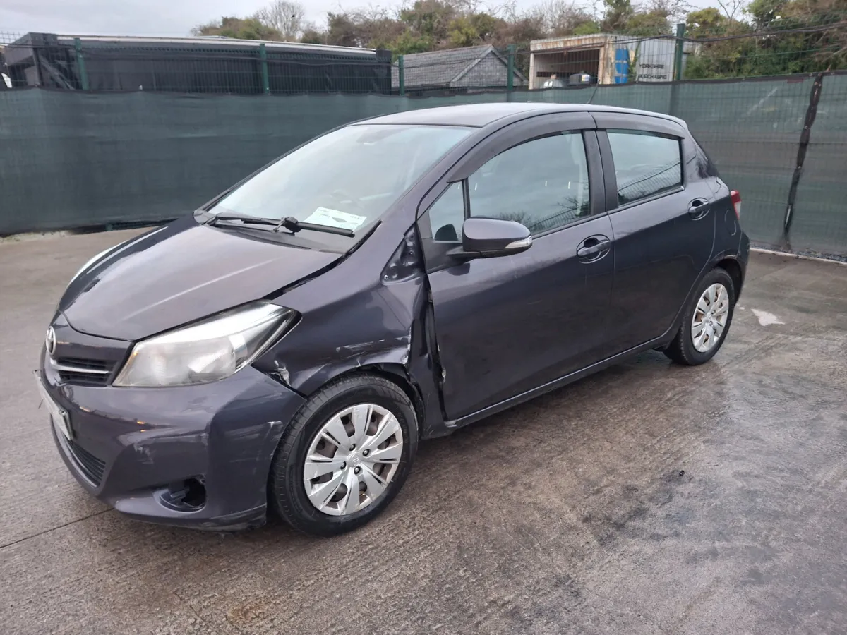 2012 Toyota Yaris 1.0 Petrol Drive Home - Image 2