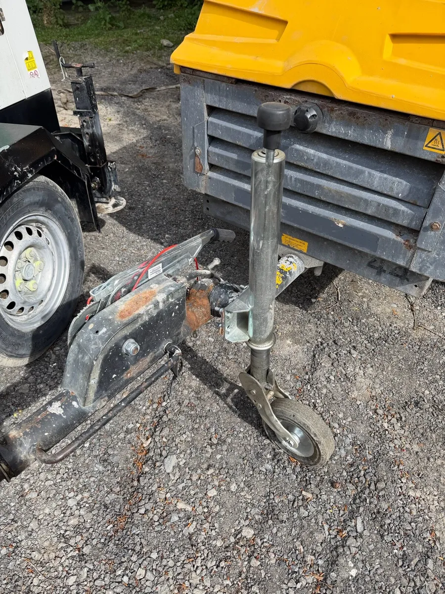 Atlas Copco XAF 47 90cfm compressor - Image 2