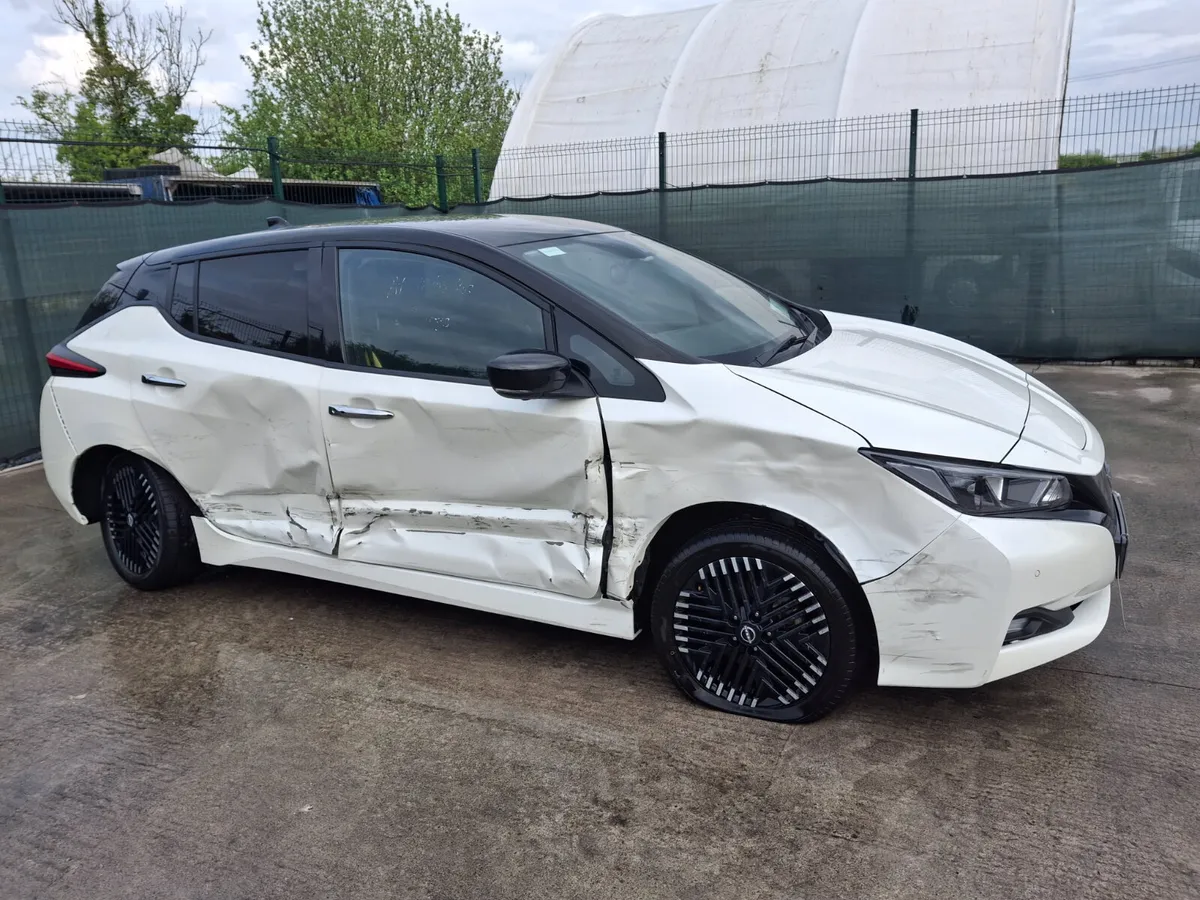 231 Nissan leaf  Premium cold pack  62kw Automatic - Image 2