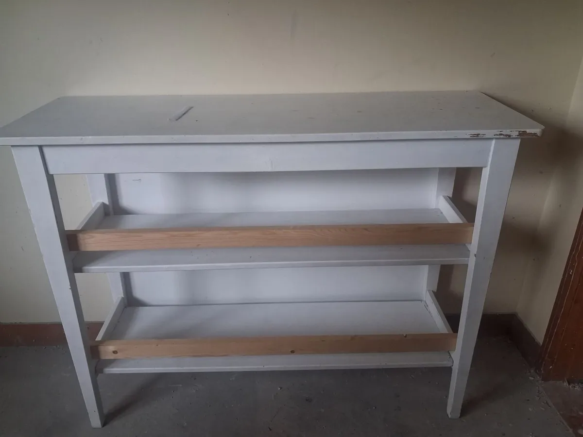Book shelf