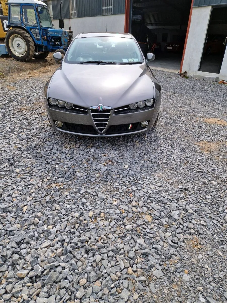 Car - Image 2