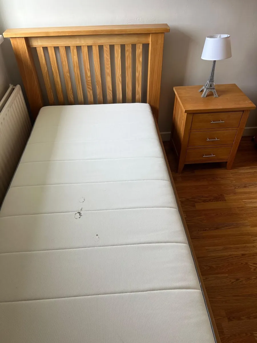 Single Bed, Mattress, Wardrobe and Locker - Image 4