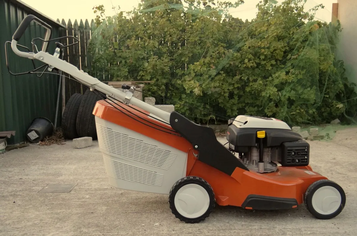 Stihl Lawn Mower - Image 4
