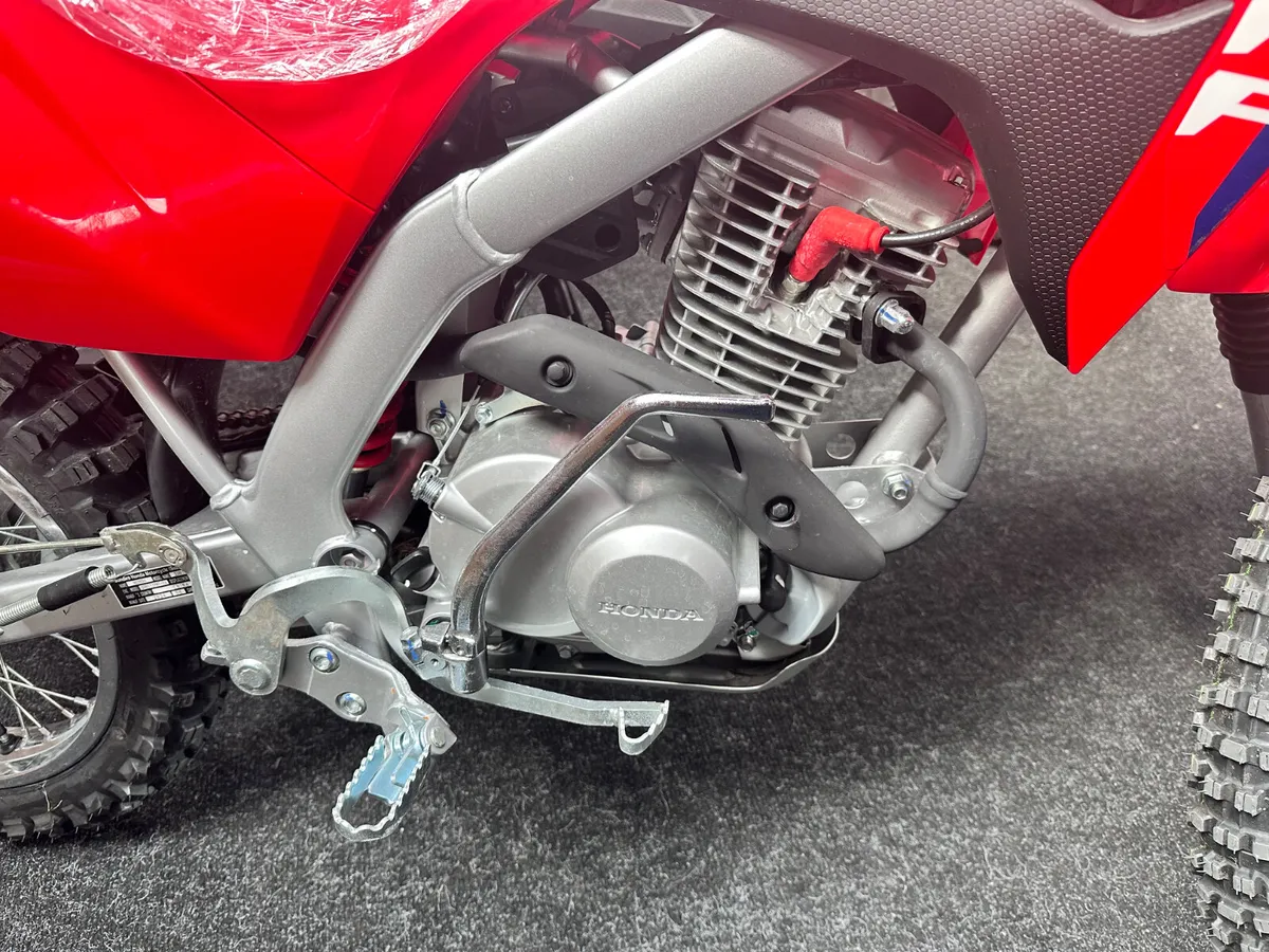 Honda CRF 125F - Image 2
